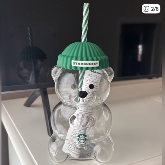 New Starbucks Bearista Cup with Green Hat Lid and Straw Viral Glass Adorable - Picture 6 of 6